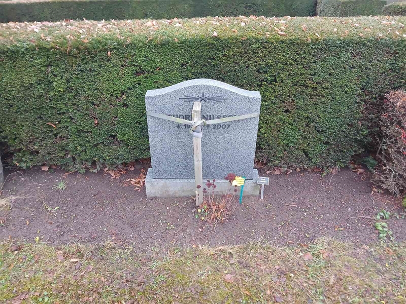 Grave number: FE D    56, 57