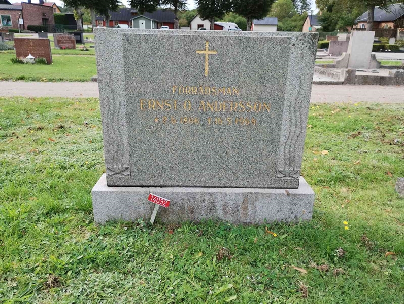 Grave number: NÅ 14 102:2