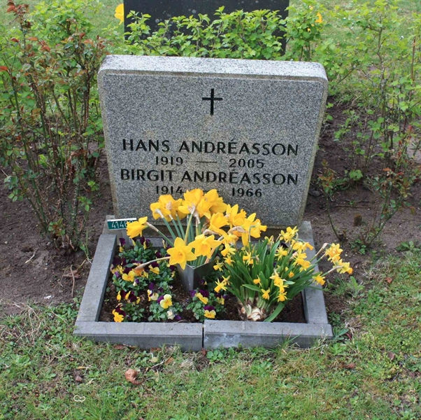 Grave number: Ö U03    57