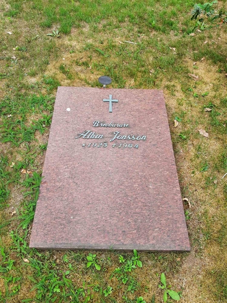 Grave number: M3 A   143, 144