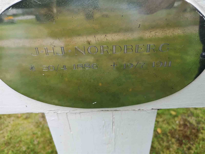 Gravnummer: POK 06    14