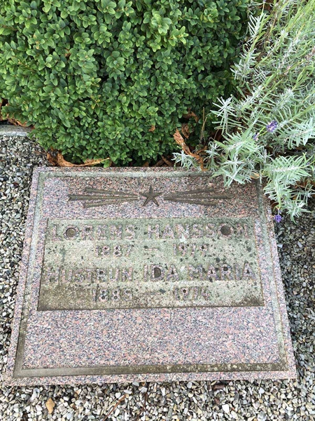 Grave number: UK 141    21