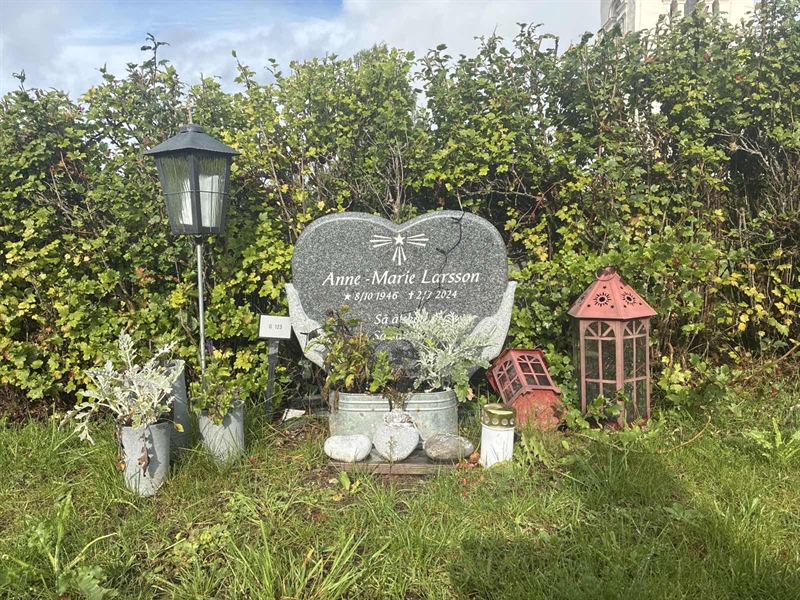 Grave number: 1 G   123