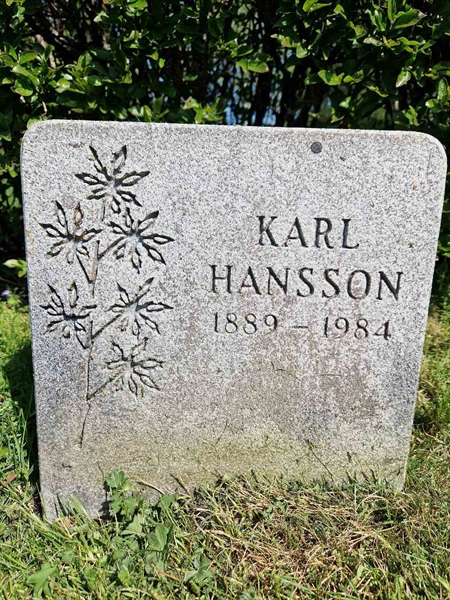 Grave number: 501 28 5504