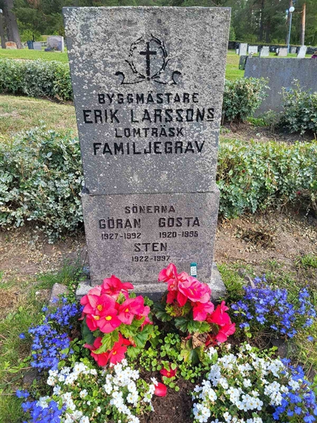 Grave number: 001 1    38
