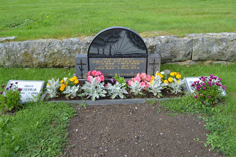 Grave number: 11 5   457-459