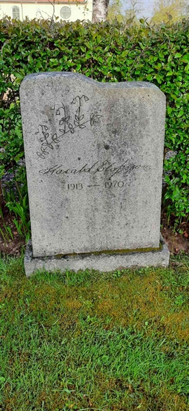 Grave number: GK F    92, 93