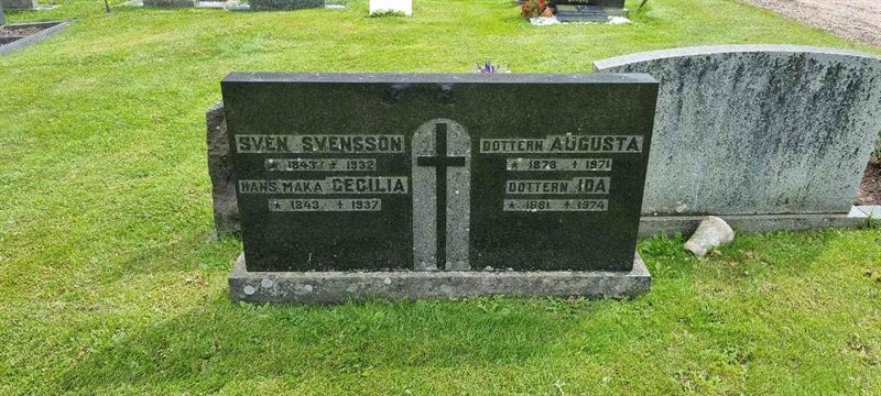 Grave number: LM 3 49  001