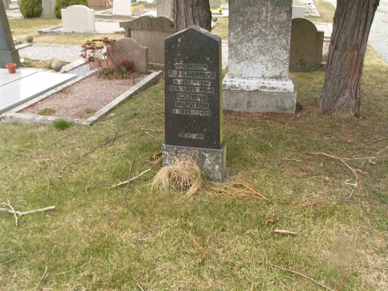 Grave number: TG 004  0589