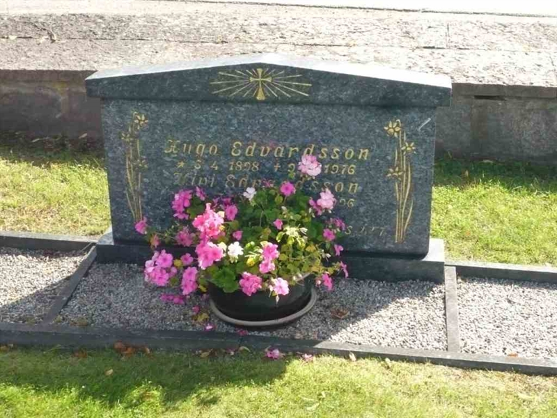 Grave number: SKF D   250, 251