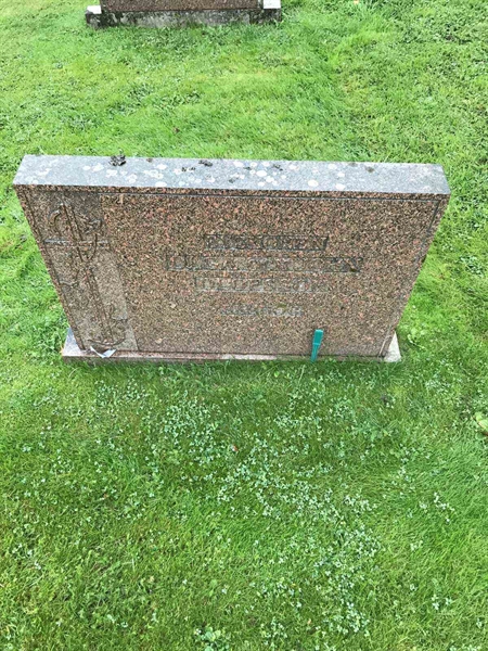 Grave number: B 01    39, 40