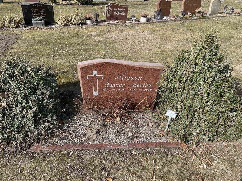 Grave number: VV 1   576, 577