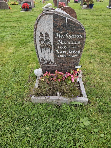 Grave number: Fr 8    77-79