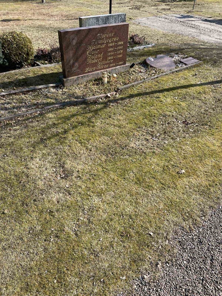 Grave number: 30 B   116-118