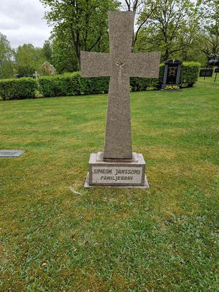 Grave number: 01 E   64