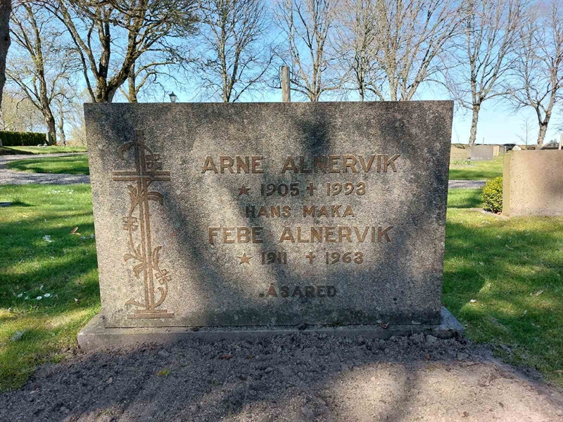 Grave number: HÖ 3   83, 84