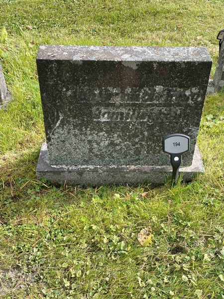 Grave number: 4    19