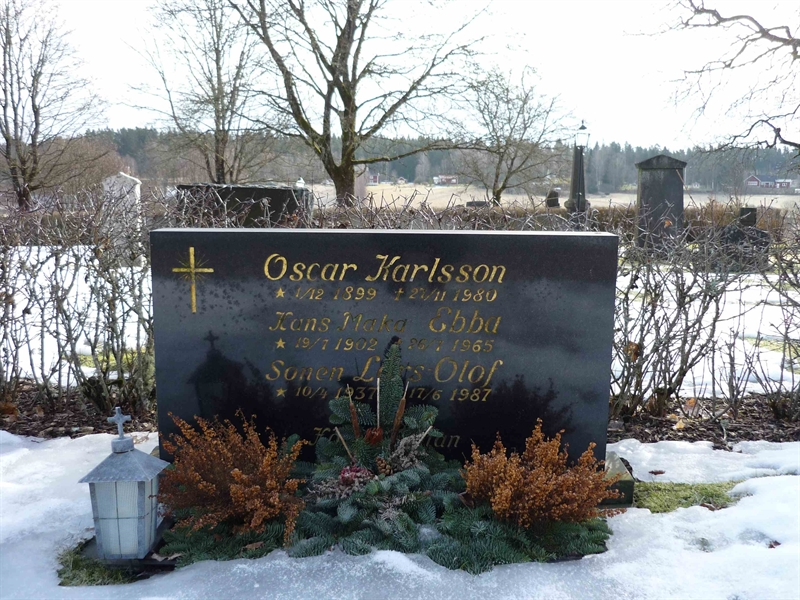 Grave number: ÖD 03   51, 52, 53
