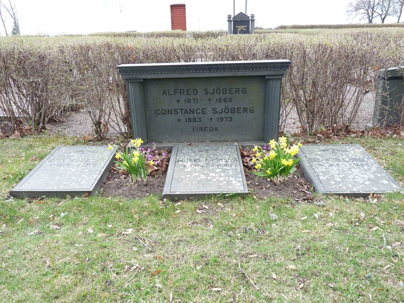 Grave number: LE 1   28