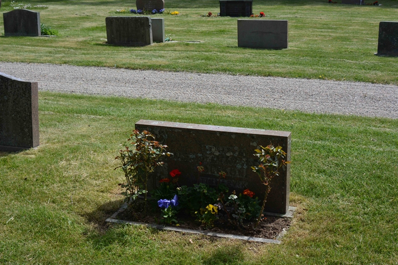 Grave number: G2 6     5, 6