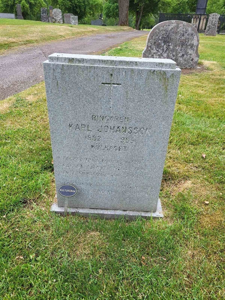 Grave number: kö 01 08   327-328