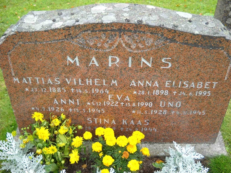 Grave number: 3 MB 09 76-81