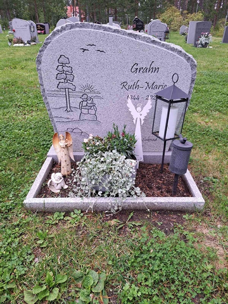 Grave number: 2 Q  2778