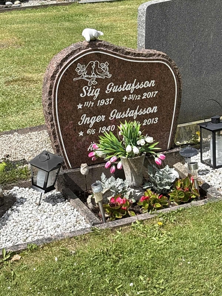 Grave number: SKF G   199, 200