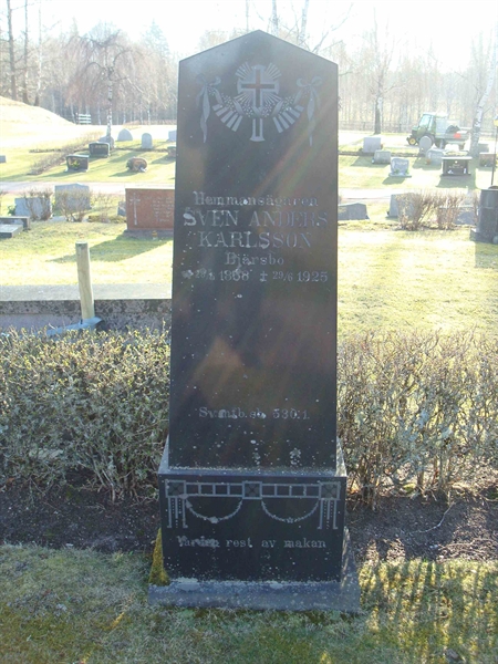 Grave number: KU 06    14, 15