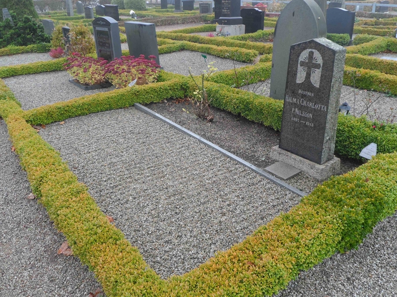 Grave number: ÖT GVK5  22:1, 22:2, 22:3
