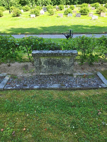 Grave number: Jä 01   104