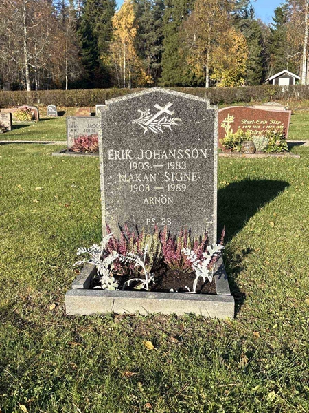 Grave number: R 4   277-278