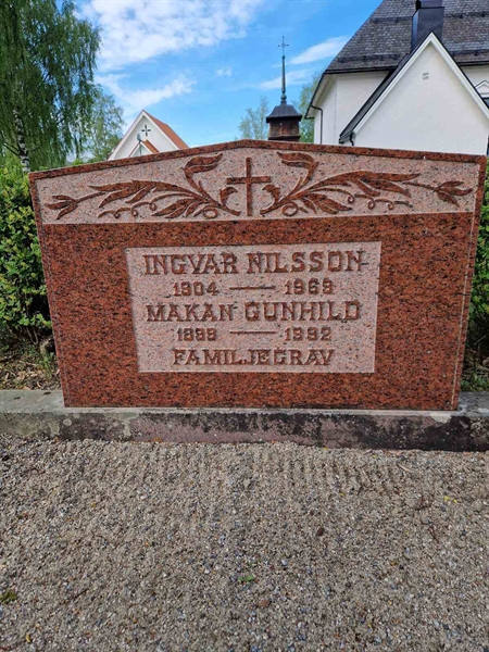 Grave number: 2 14 1731, 1732