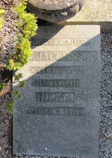 Grave number: NY G   278, 279, 280