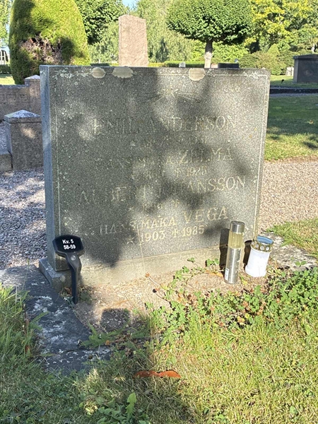 Grave number: 33 5    58-59