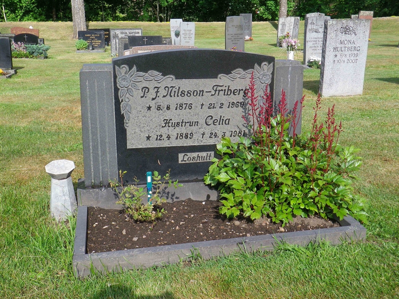 Grave number: LO L    37, 38