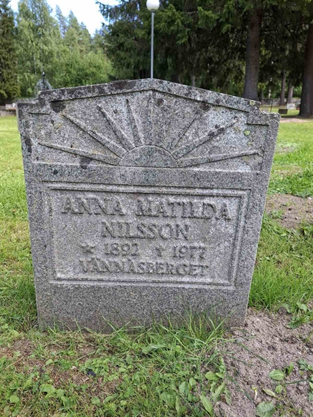 Grave number: 001 2   693