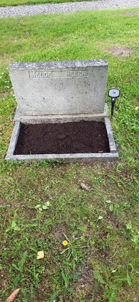 Grave number: 4 180