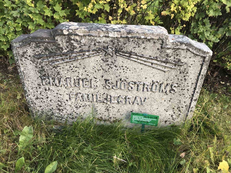 Grave number: ÅR B   327, 328