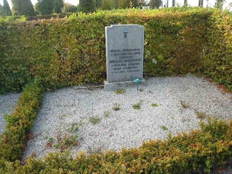 Grave number: NK H    61