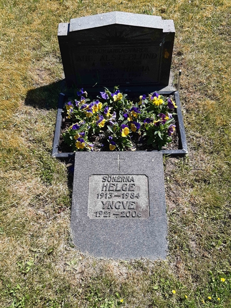 Grave number: JÄ 07    16