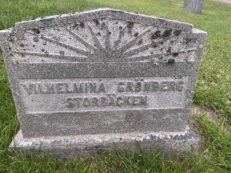 Grave number: 001 1 6  6757