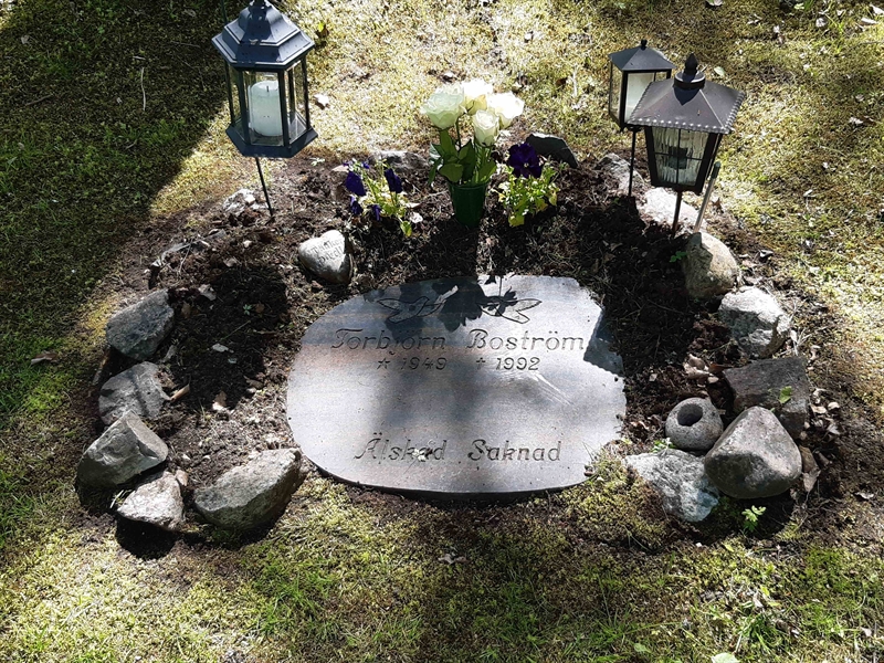 Grave number: KA 15   113