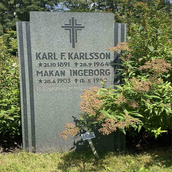 Hautatunnus: 1 T    79