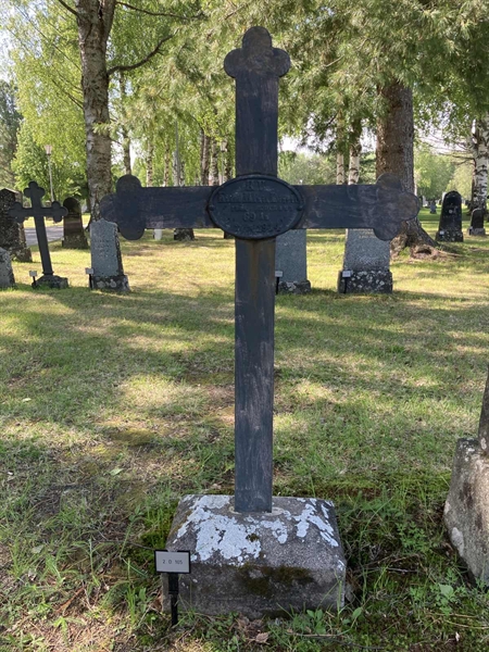 Grave number: 2 D   105