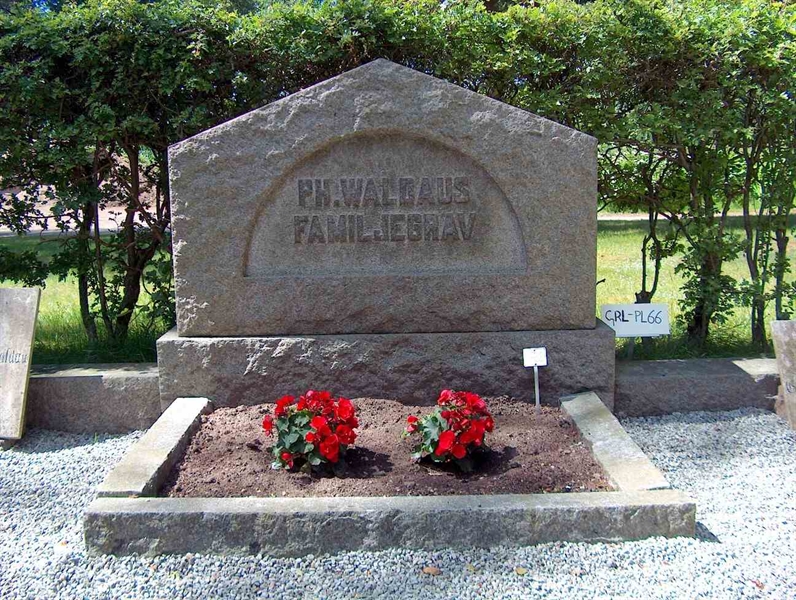 Grave number: HÖB GL.R    66