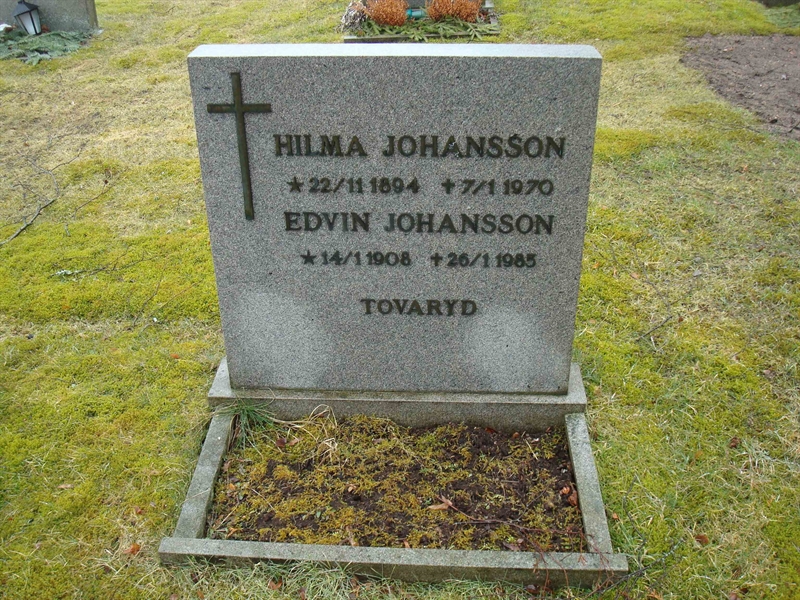 Grave number: BR C   157, 158