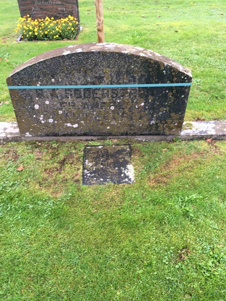 Grave number: 2 D   206