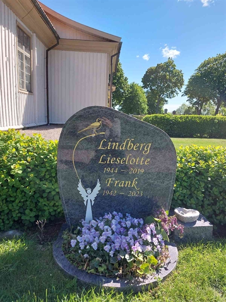 Grave number: GA 11    3