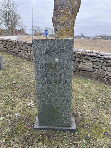 Grave number: LE 548, 549